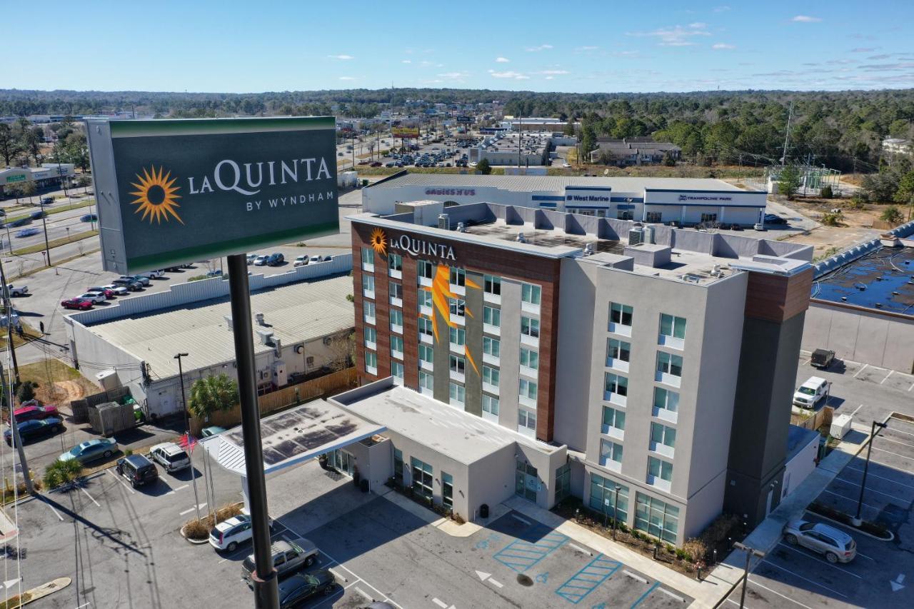 La Quinta By Wyndham Mobile Hotel Exterior photo