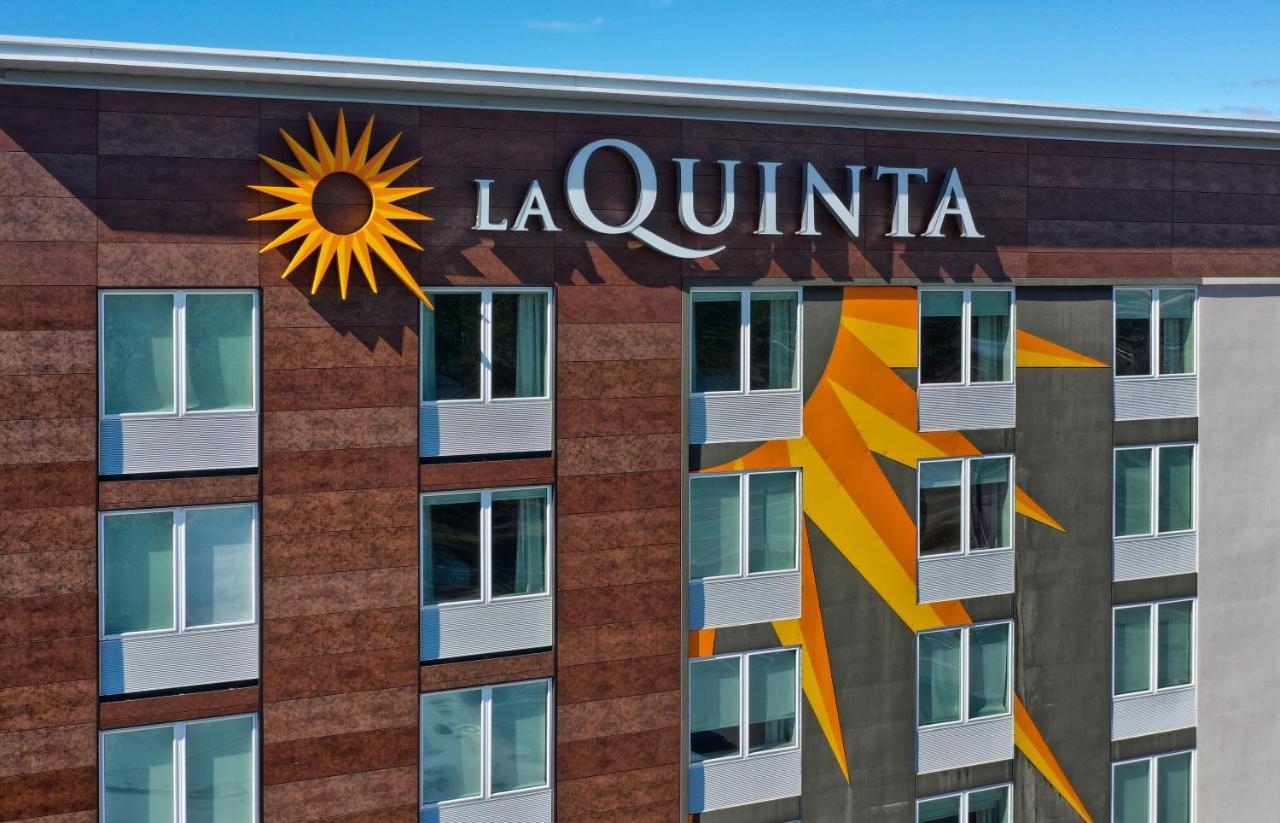 La Quinta By Wyndham Mobile Hotel Exterior photo